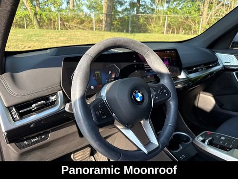 Used 2024 BMW X1 xDrive28i w/ Premium Package AWD/4WD image 15