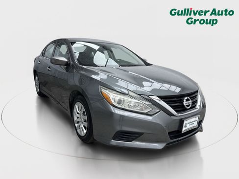 Used 2016 Nissan Altima 2.5 S w/ Power Driver Seat Package image 13
