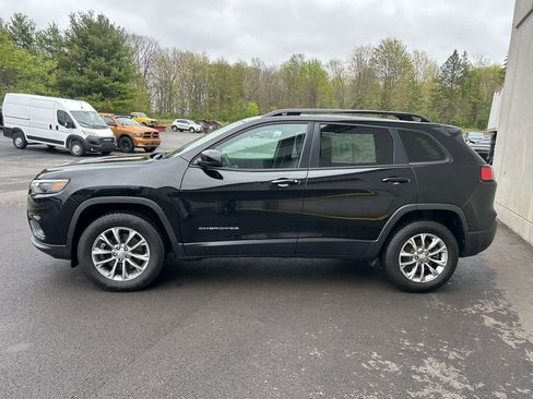 Used 2022 Jeep Cherokee Latitude Lux AWD/4WD image 3