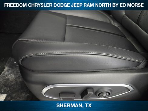 New 2026 Jeep Grand Wagoneer Limited AWD/4WD image 18