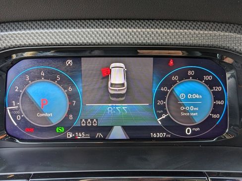 Used 2025 Volkswagen Atlas Cross Sport SEL Premium R-Line AWD/4WD image 33