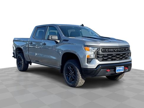 New 2026 Chevrolet Silverado 1500 Custom Trail Boss w/ LPO, Dark Essentials Package AWD/4WD image 1