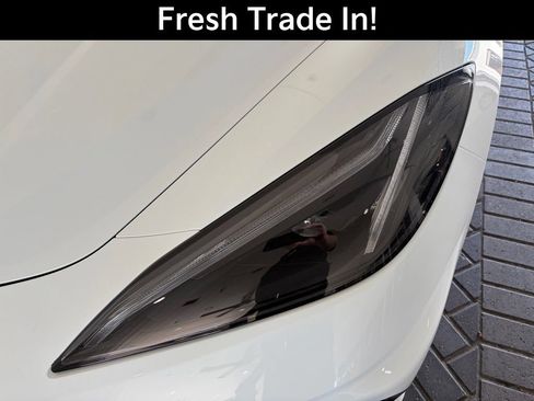 Used 2024 Chevrolet Corvette Stingray Preferred Conv w/ Z51 Performance Package RWD image 4