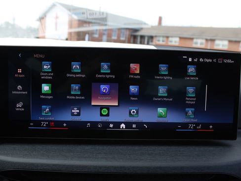 New 2026 BMW 330i xDrive Sedan w/ M Sport Package image 15