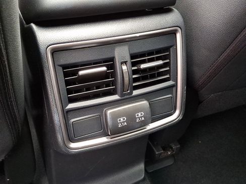 Certified 2023 Subaru Forester Premium AWD/4WD image 11