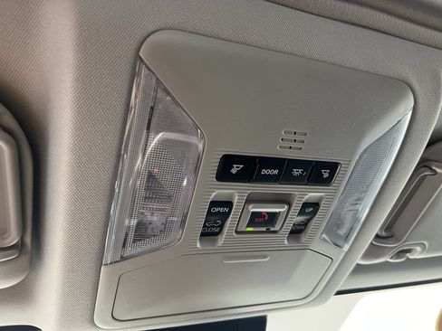 Used 2021 Toyota RAV4 XLE Premium FWD image 20