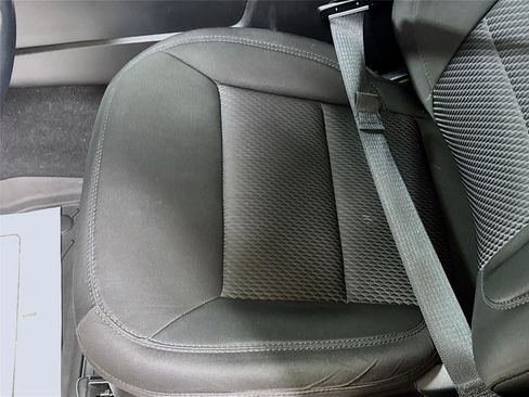 Used 2023 Ford Explorer XLT image 18