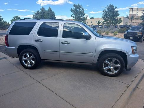 Used 2014 Chevrolet Tahoe LTZ RWD image 5
