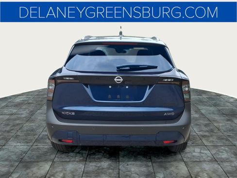 Used 2025 Nissan Kicks SV w/ SV Premium Package AWD/4WD image 4