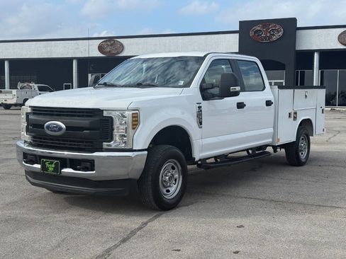 Used 2019 Ford F250 XL w/ Power Equipment Group image 1