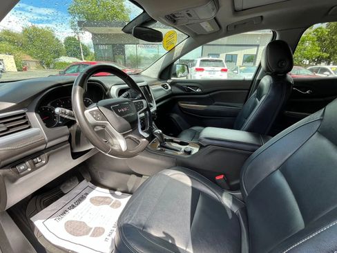 Used 2019 GMC Acadia SLE w/ Driver Alert Package I image 15