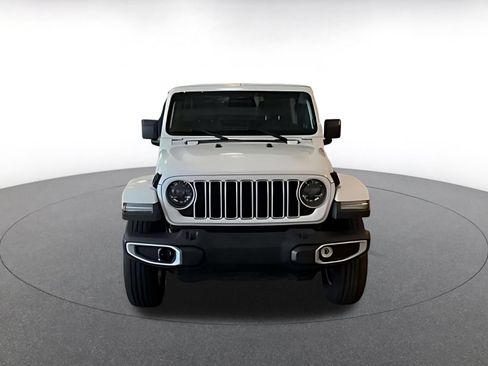 Used 2025 Jeep Wrangler Unlimited Sahara AWD/4WD image 16