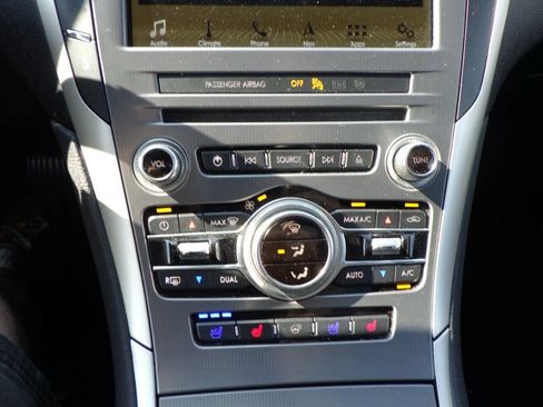 Used 2018 Lincoln MKZ Reserve w/ Climate Package AWD/4WD image 28