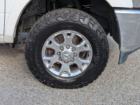 Used 2020 RAM 2500 Laramie AWD/4WD image 10