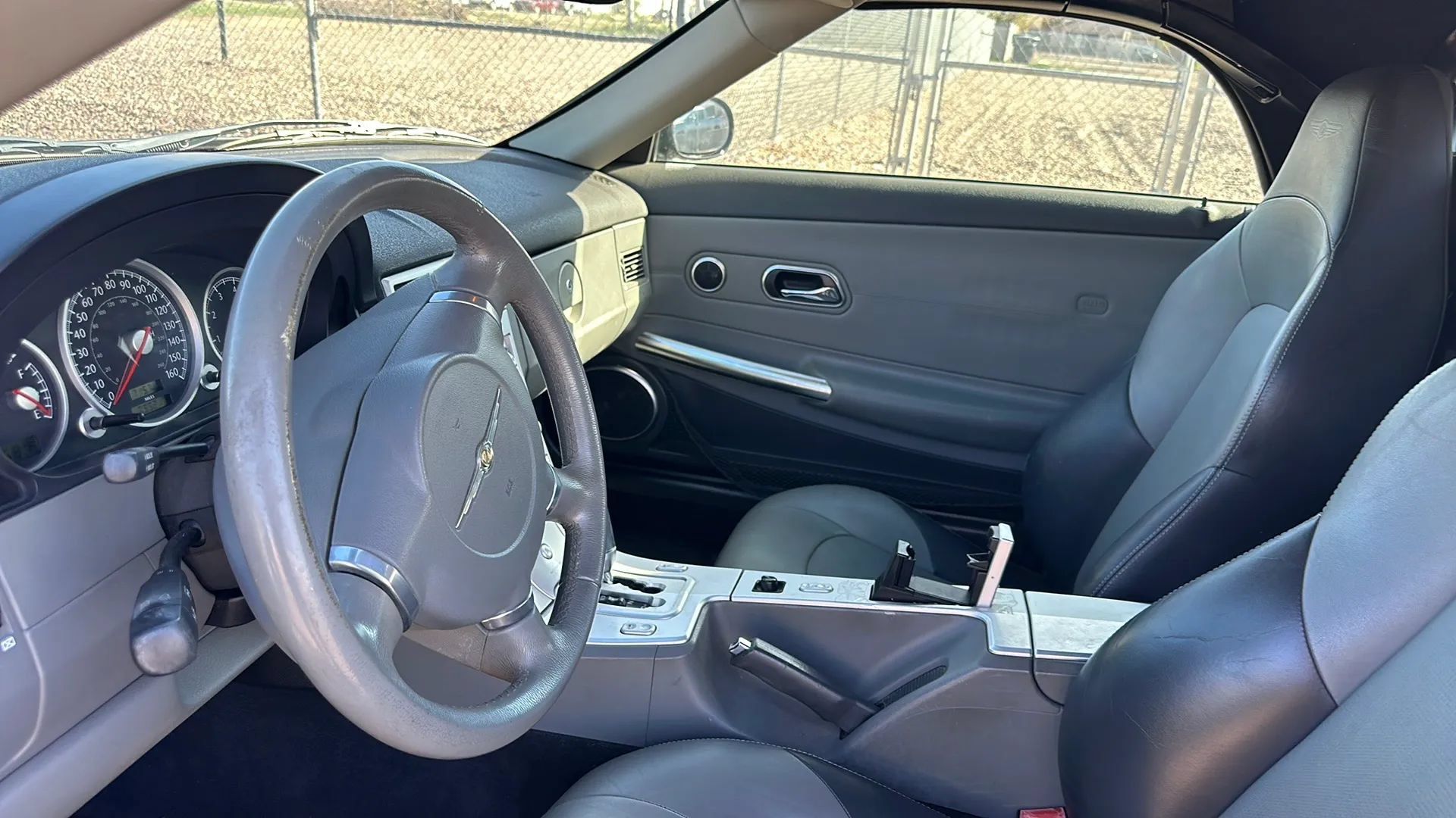 Used 2005 Chrysler Crossfire Limited RWD image 37