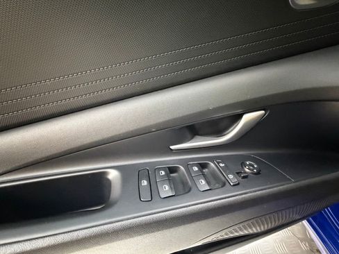 Certified 2023 Hyundai Elantra SEL image 24