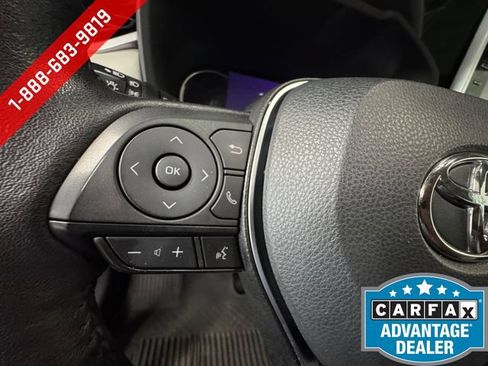 Used 2022 Toyota RAV4 Limited AWD/4WD image 19
