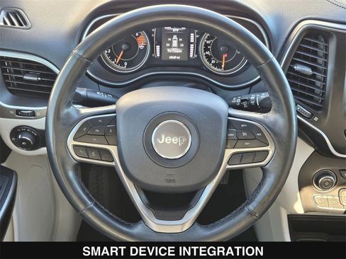 Used 2020 Jeep Cherokee Latitude Plus w/ Cold Weather Group image 22