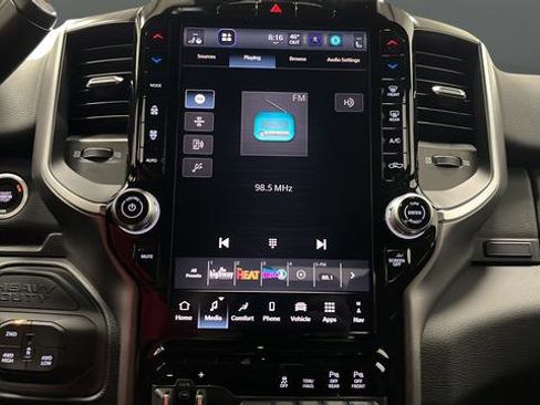 New 2026 RAM 2500 Big Horn AWD/4WD image 29