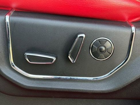 Used 2017 Ford F250 Platinum w/ Platinum Ultimate Package image 25