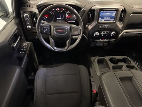 Used 2020 GMC Sierra 1500 4x4 Crew Cab w/ Sierra Value Package image 4