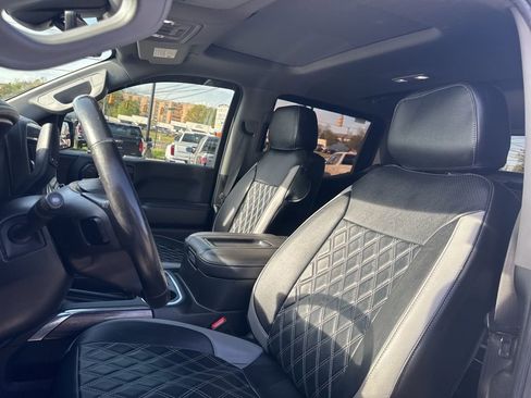 Used 2020 Chevrolet Silverado 1500 LTZ w/ LTZ Premium Package image 18