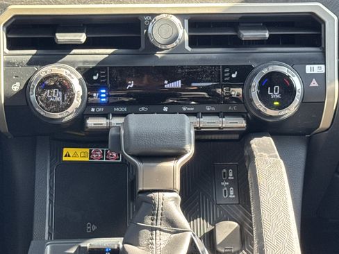 New 2025 Toyota Tacoma Limited AWD/4WD image 17