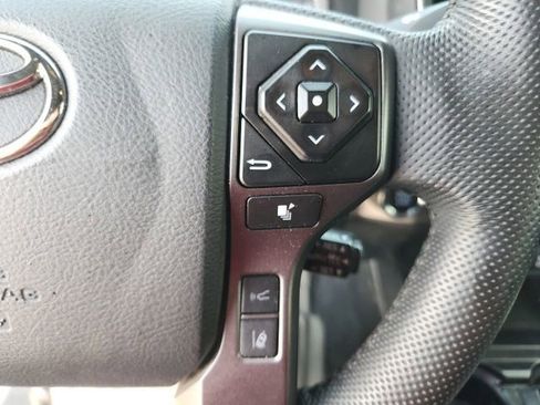 Used 2023 Toyota Tacoma TRD Off-Road w/ Technology Package AWD/4WD image 28