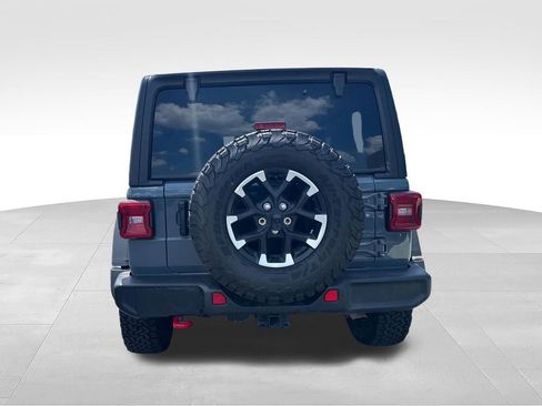 Used 2026 Jeep Wrangler Unlimited Rubicon AWD/4WD image 8
