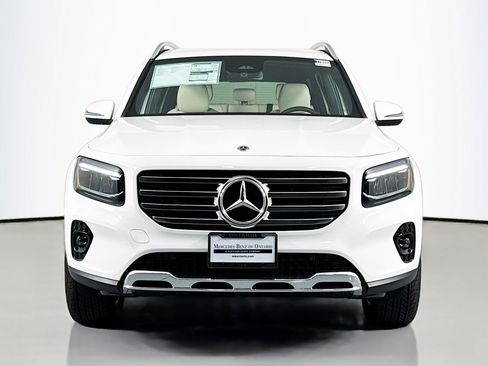 New 2026 Mercedes-Benz GLB 250 image 2