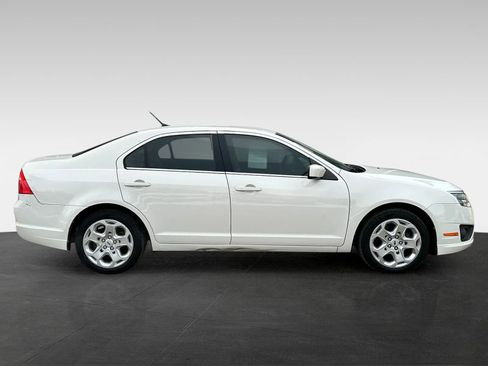 Used 2010 Ford Fusion SE image 8