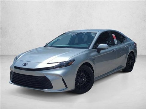 New 2026 Toyota Camry LE FWD image 1