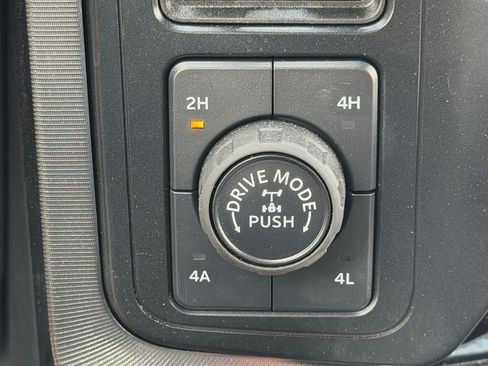 Used 2024 Ford F150 Platinum AWD/4WD image 29
