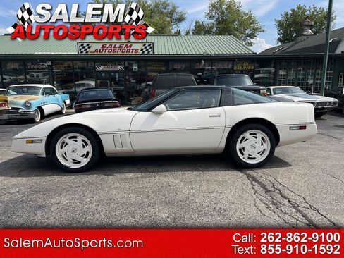Used 1988 Chevrolet Corvette Coupe RWD image 1
