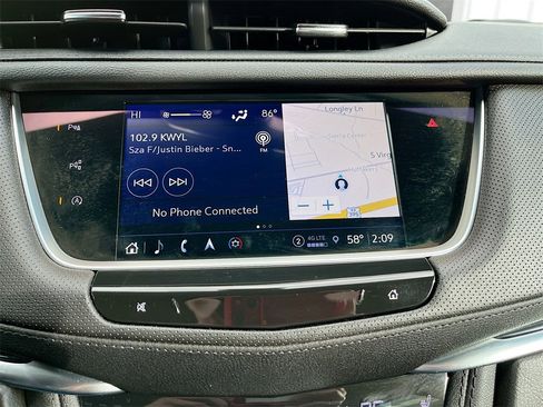 Used 2024 Cadillac XT5 Premium Luxury w/ Technology Package image 15