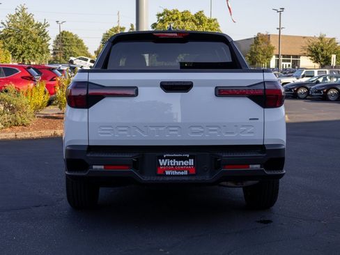Certified 2025 Hyundai Santa Cruz SEL image 8