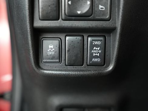 Used 2011 Nissan Juke SL w/ Sport Pkg AWD/4WD image 38