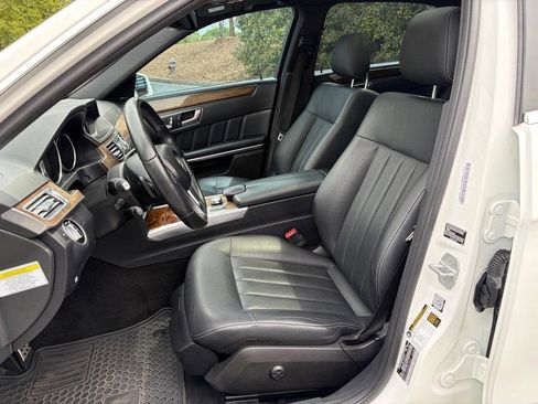 Used 2014 Mercedes-Benz E 350 Sedan image 28