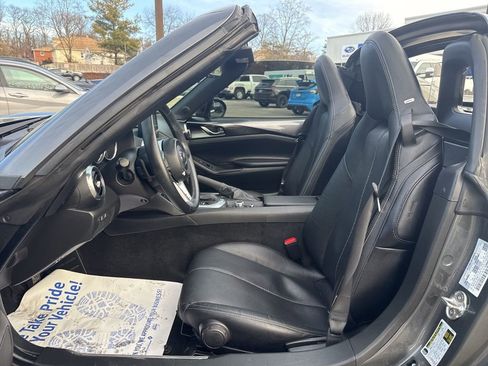 Used 2023 MAZDA MX-5 Miata Grand Touring image 19