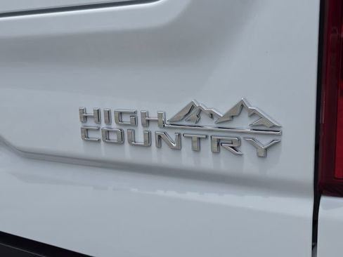 New 2026 Chevrolet Silverado 1500 High Country w/ Technology Package AWD/4WD image 12