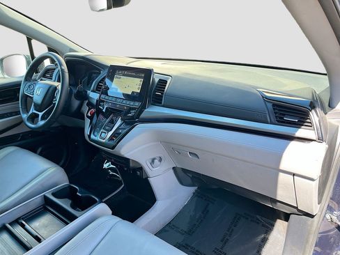 Used 2024 Honda Odyssey Touring image 32