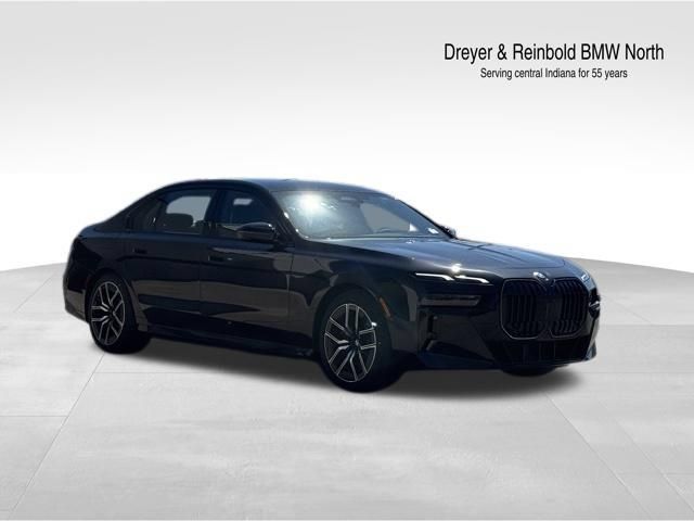 New 2026 BMW 760i xDrive w/ Premium Package AWD/4WD image 8
