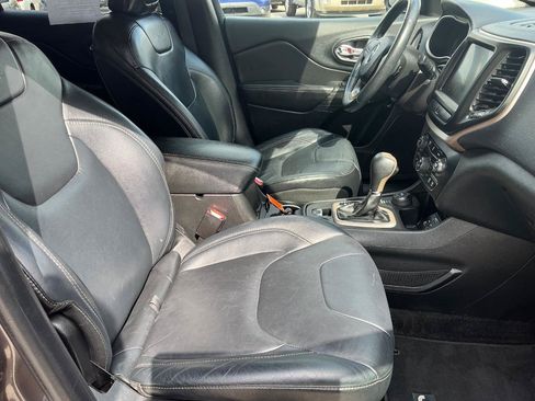 Used 2014 Jeep Cherokee Limited AWD/4WD image 10