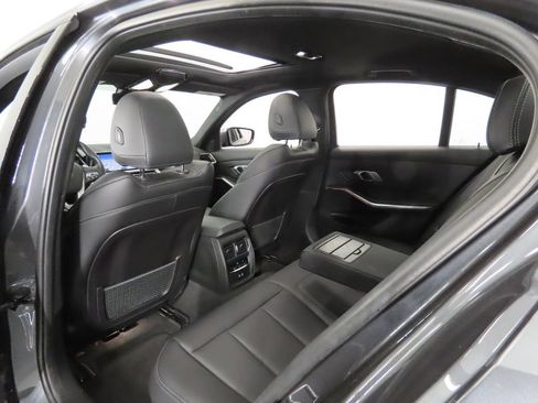 Used 2022 BMW 330i Sedan w/ Driving Assistance Package RWD image 40