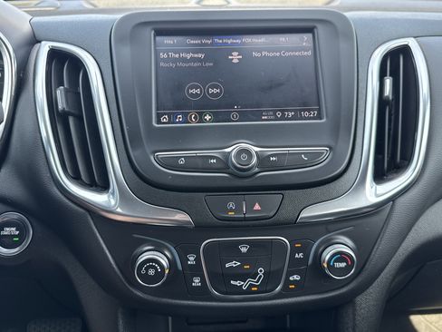 Used 2023 Chevrolet Equinox LT FWD image 19