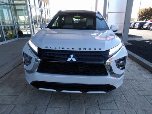 New 2025 Mitsubishi Eclipse Cross SE image 2