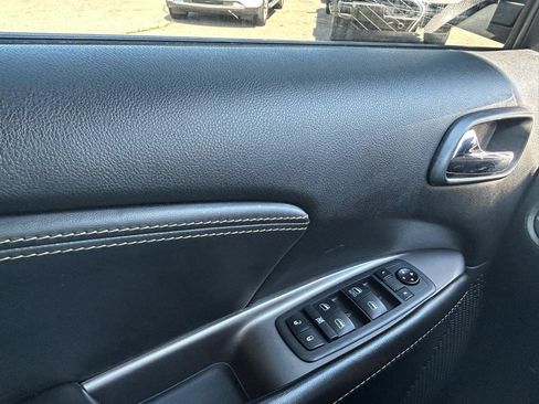 Used 2019 Dodge Journey Crossroad AWD/4WD image 27