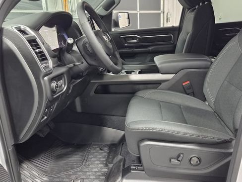 New 2026 RAM 1500 Big Horn AWD/4WD image 5