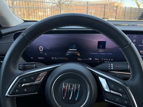 Used 2024 Buick Envision Sport Touring image 20