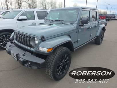 Used 2025 Jeep Gladiator Sport